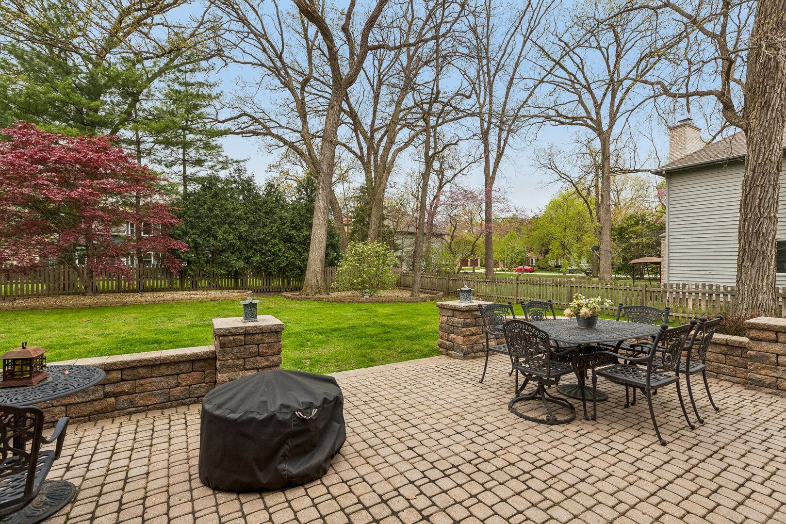 1105 Portsmouth Circle, Gurnee, IL 60031