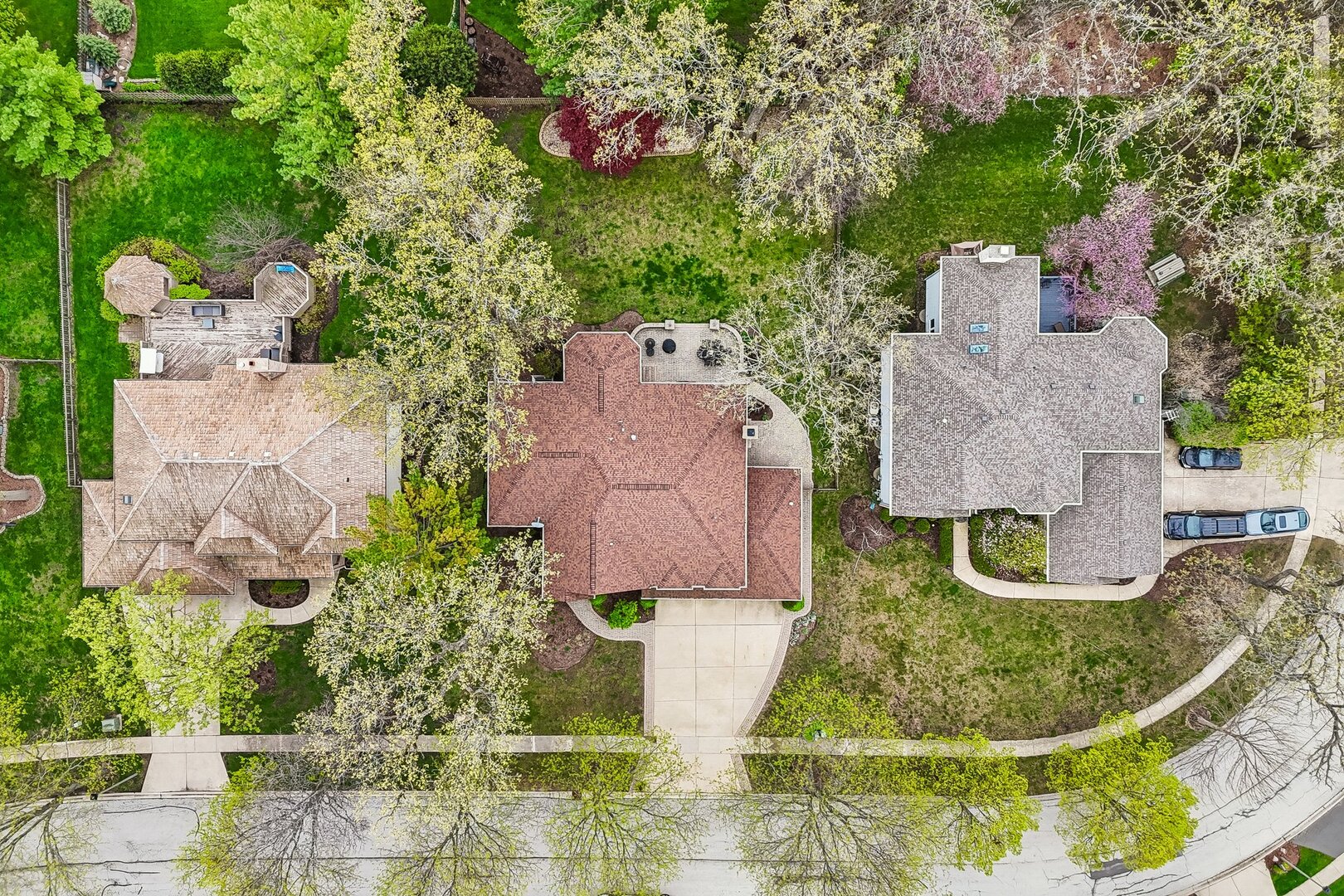 1105 Portsmouth Circle, Gurnee, IL 60031