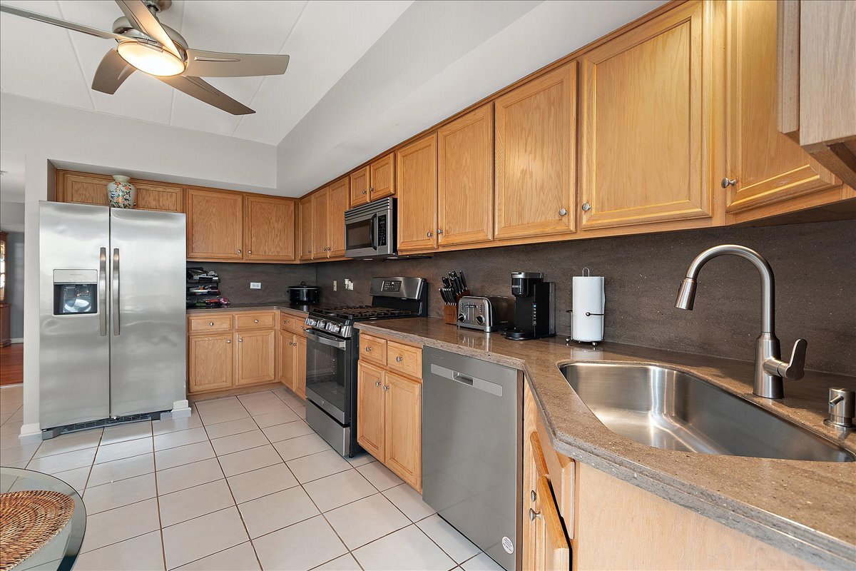 16040 BOARDWALK Lane #3D, Orland Park, IL 60467