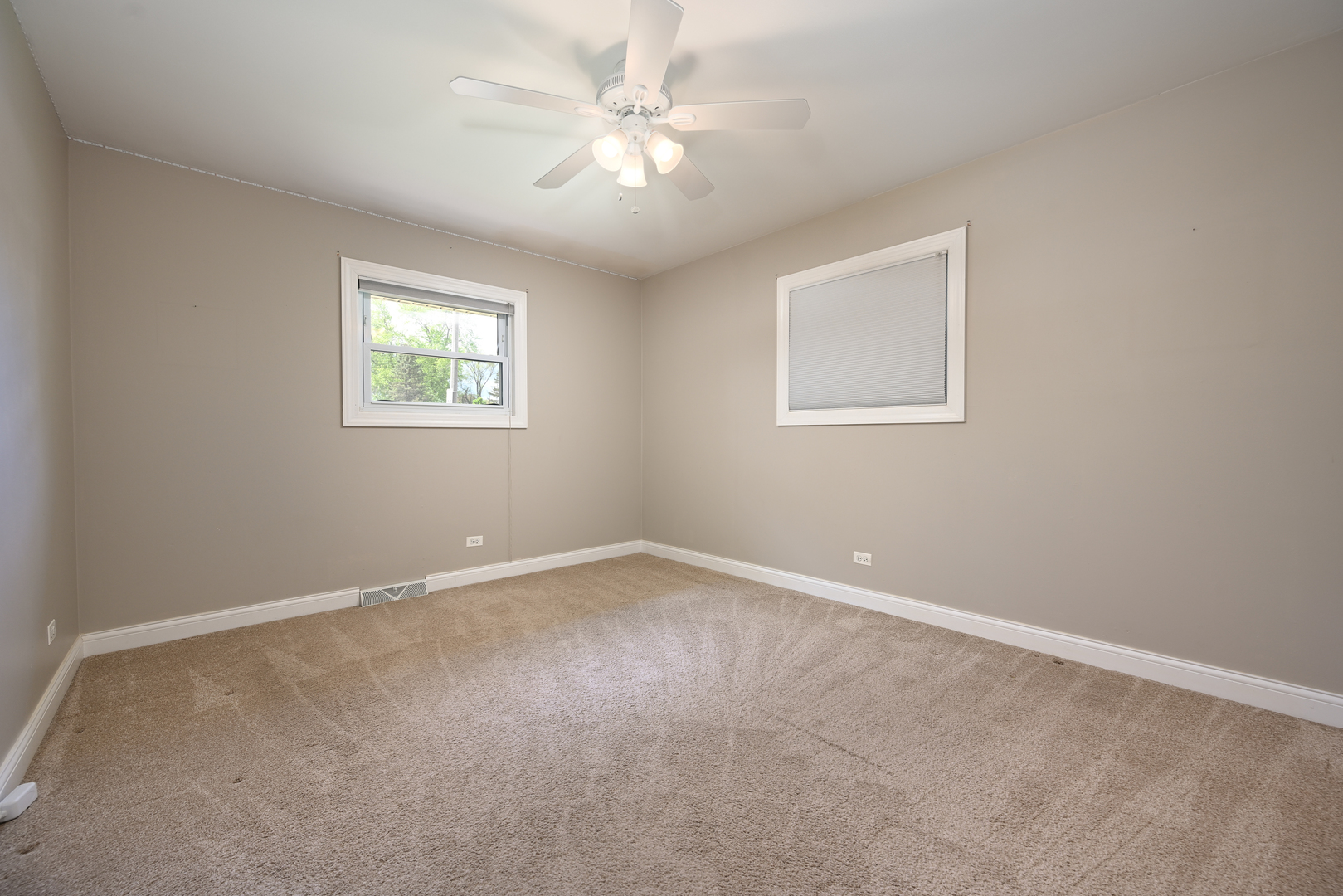 401 Forest Preserve Drive, Wood Dale, IL 60191