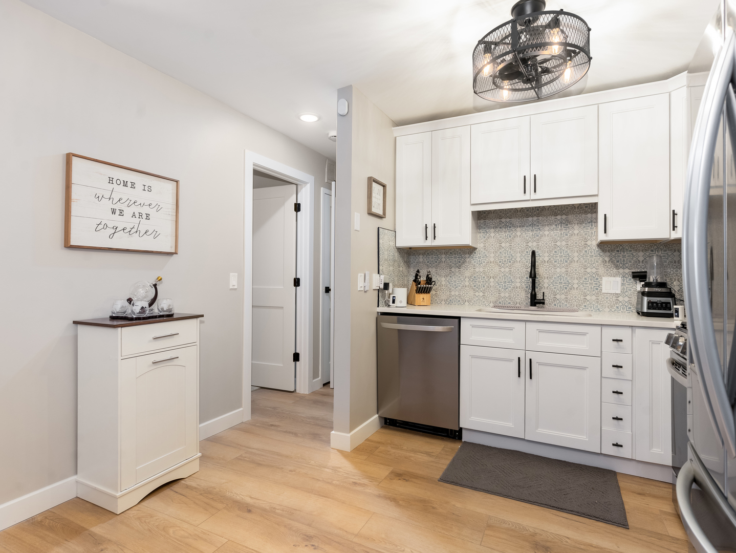1332 Mc Dowell Road #103, Naperville, IL 60563