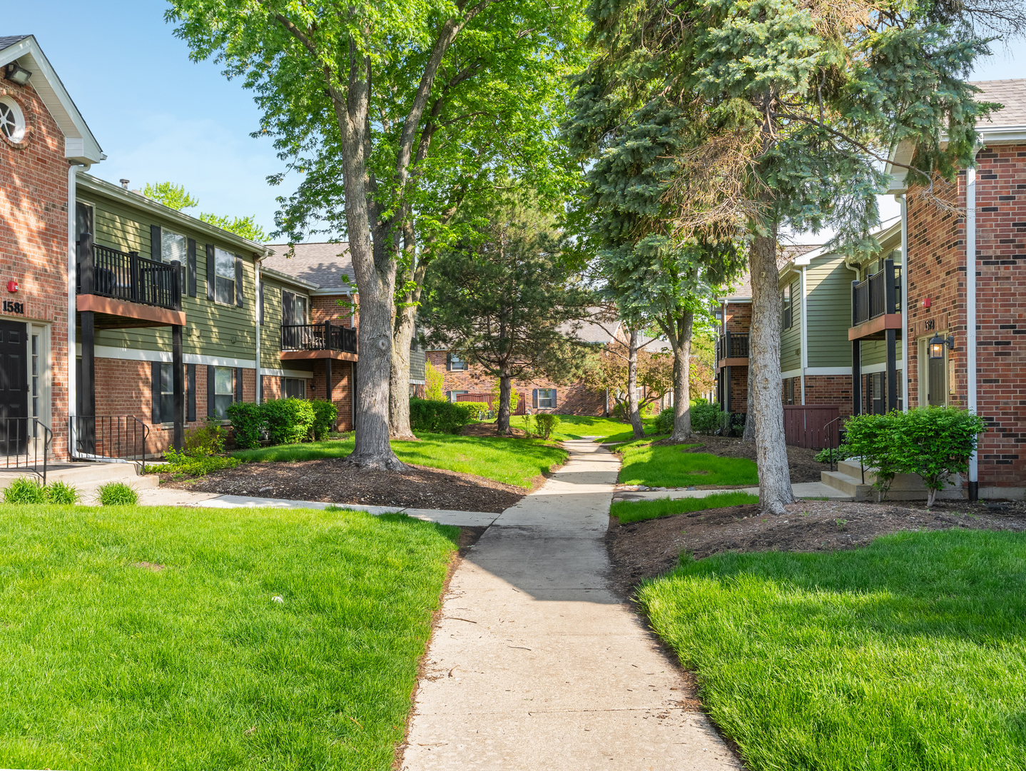 1332 Mc Dowell Road #103, Naperville, IL 60563