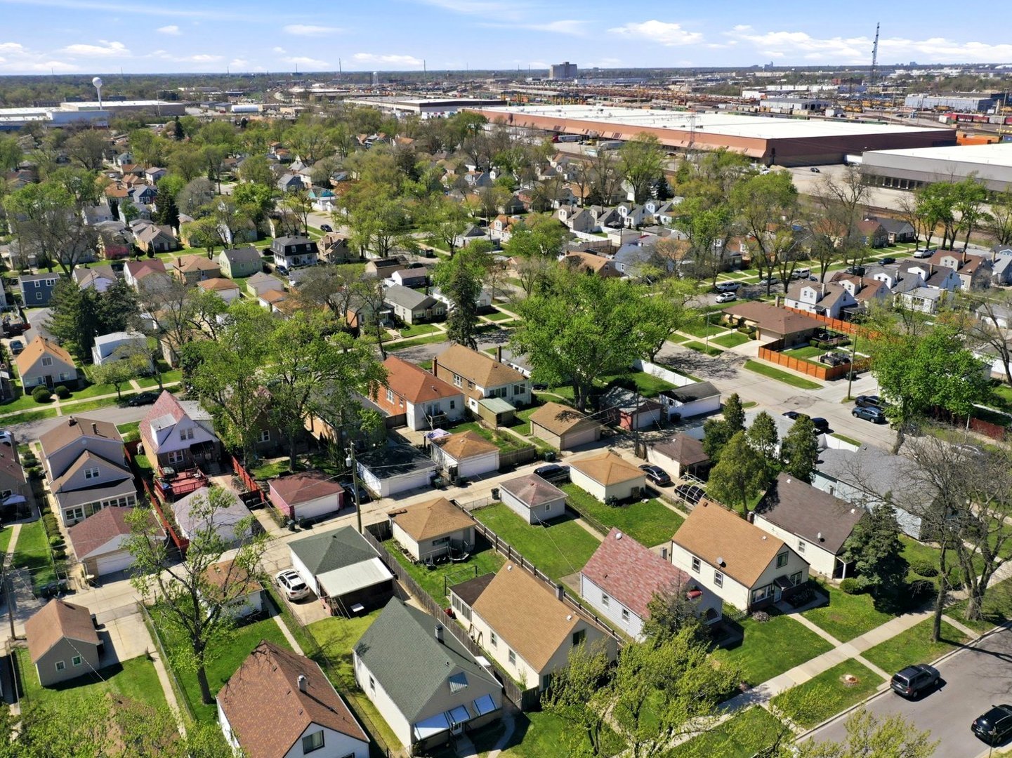114 Geneva Avenue, Bellwood, IL 60104