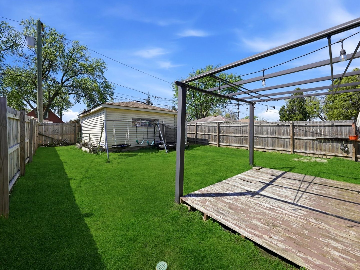 114 Geneva Avenue, Bellwood, IL 60104