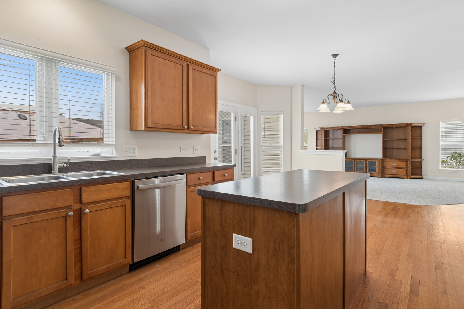 3426 Ryan Drive, Yorkville, IL 60560