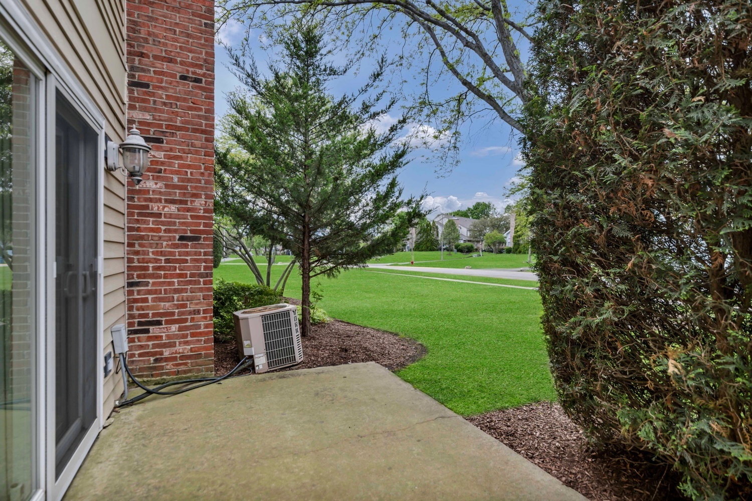 3053 Anton Drive, Aurora, IL 60504