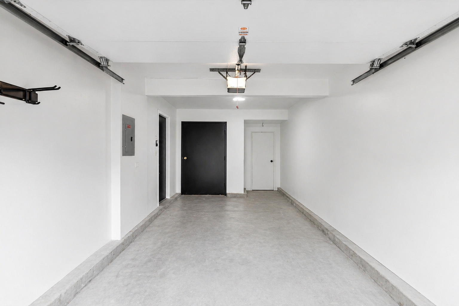 3053 Anton Drive, Aurora, IL 60504