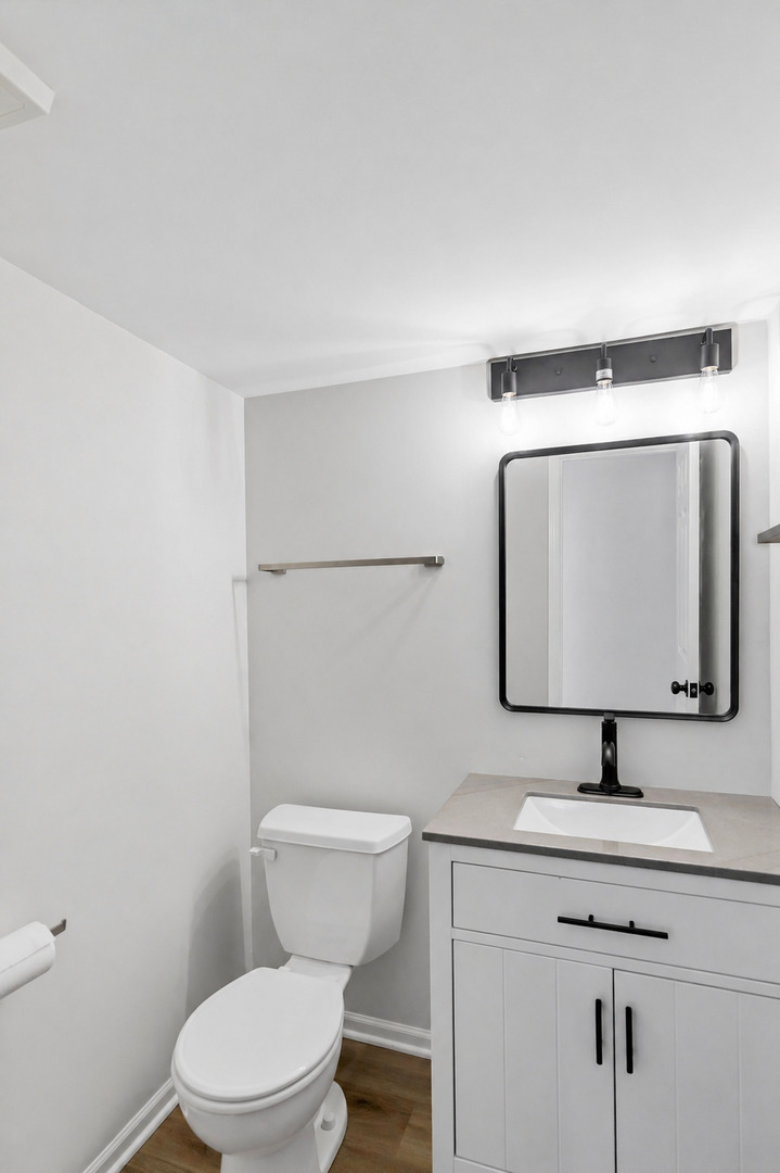 3053 Anton Drive, Aurora, IL 60504