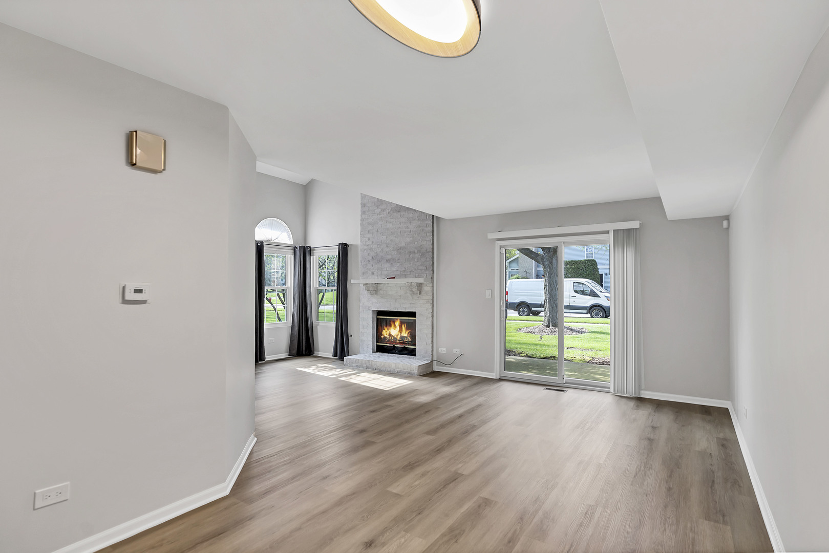 3053 Anton Drive, Aurora, IL 60504