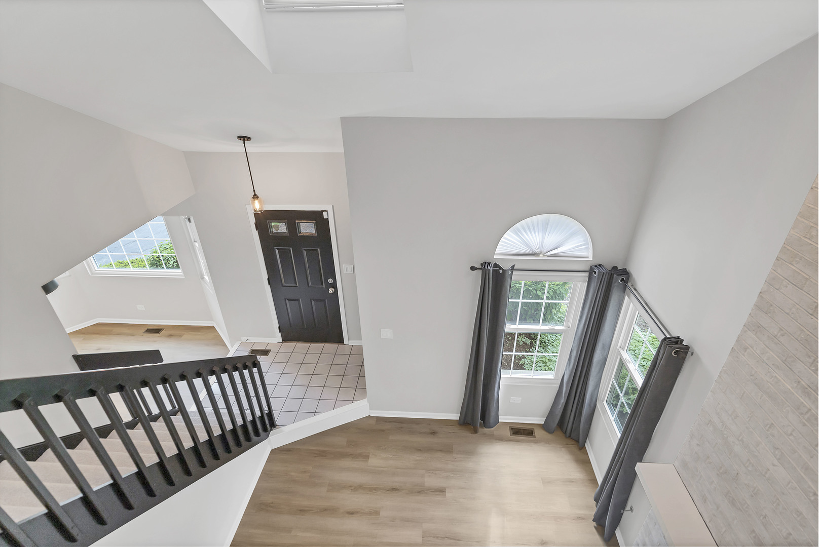 3053 Anton Drive, Aurora, IL 60504