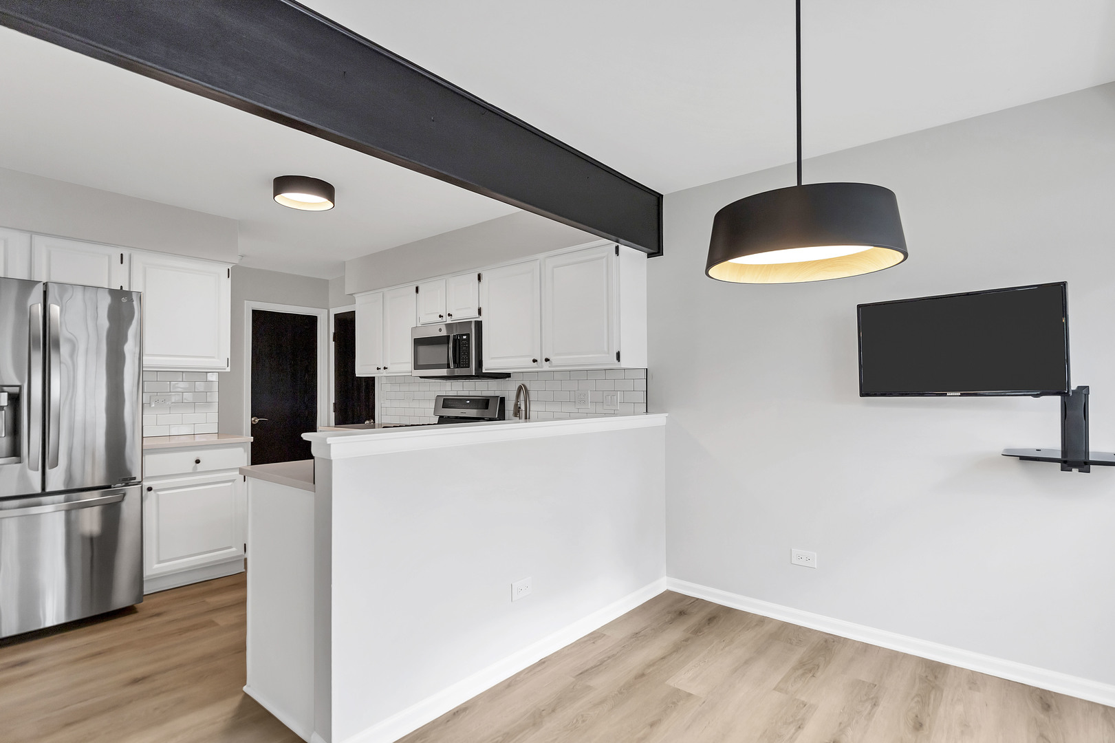 3053 Anton Drive, Aurora, IL 60504