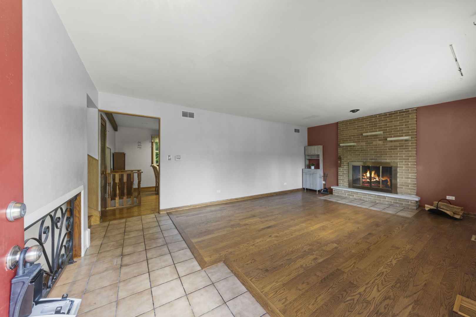 151 Catalpa Avenue, Wood Dale, IL 60191