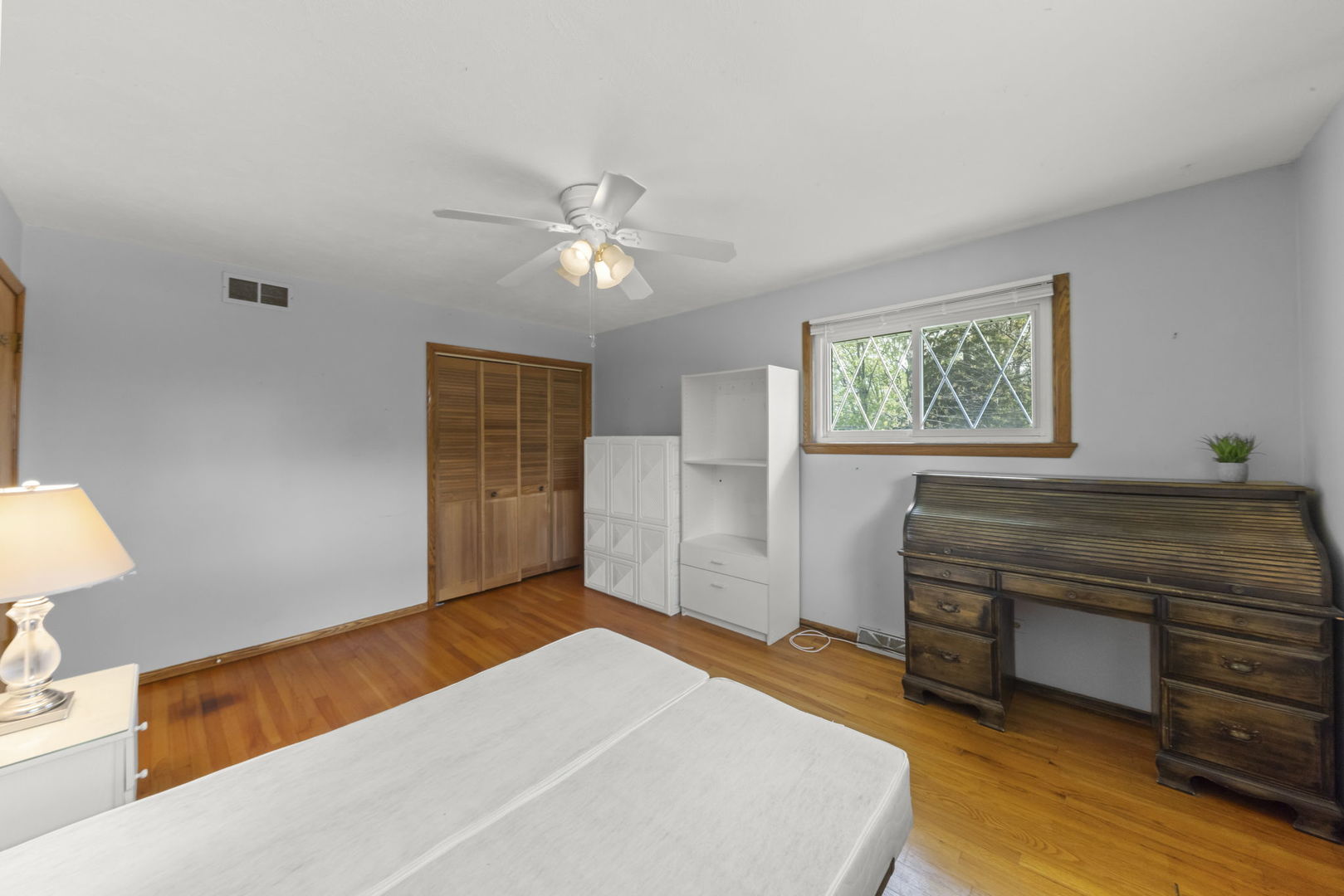 151 Catalpa Avenue, Wood Dale, IL 60191
