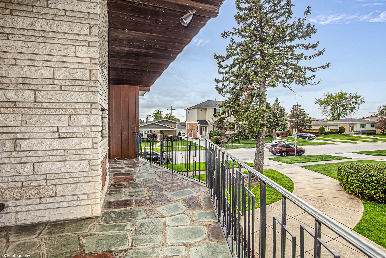 10128 S Kenton Avenue, Oak Lawn, IL 60453