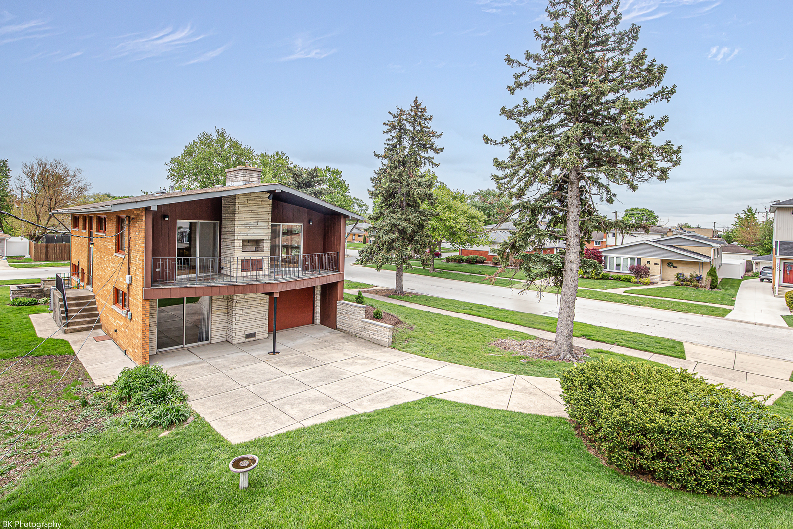 10128 S Kenton Avenue, Oak Lawn, IL 60453