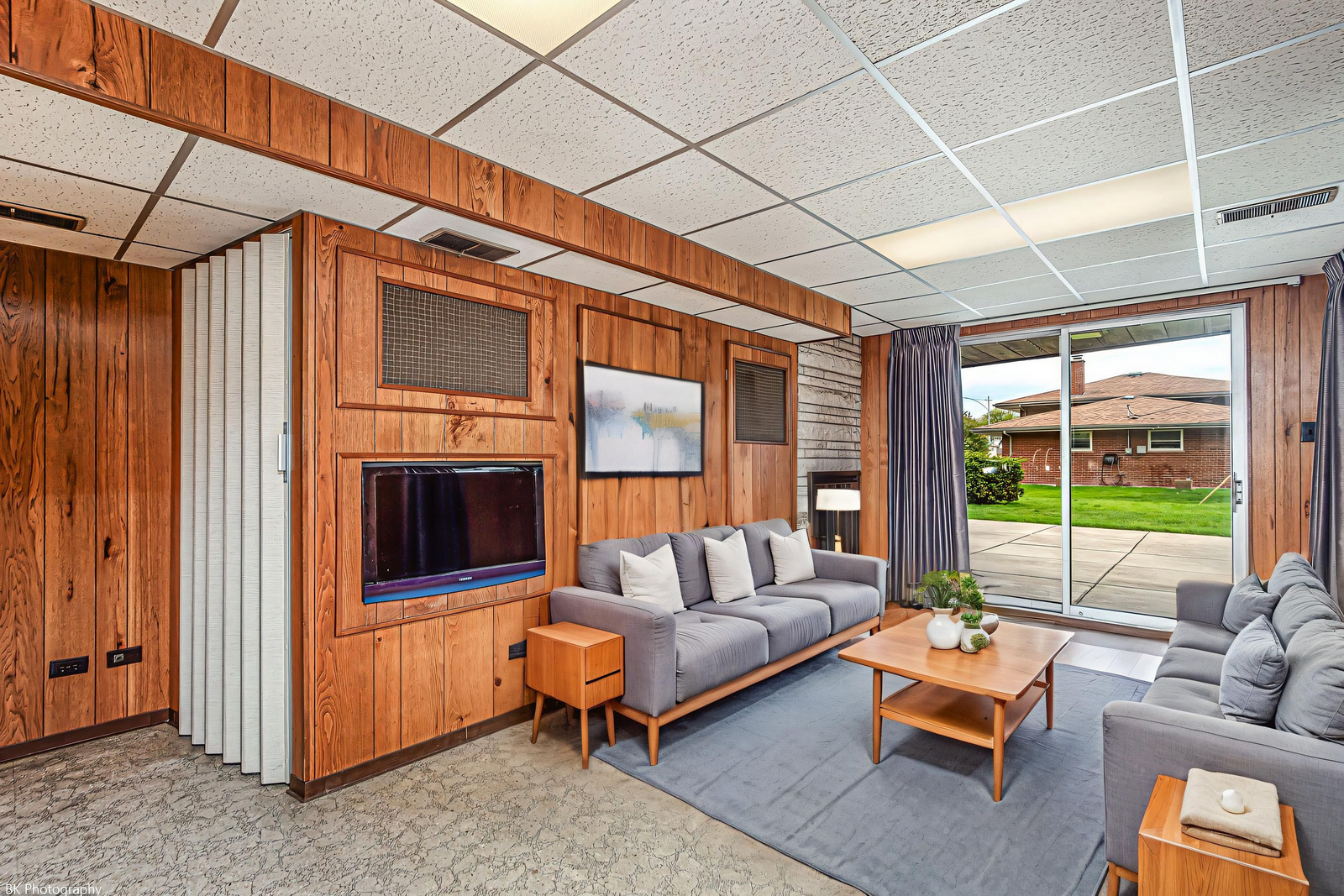 10128 S Kenton Avenue, Oak Lawn, IL 60453
