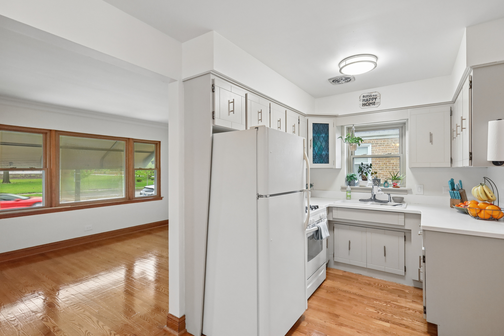 3708 S Central Avenue, Cicero, IL 60804