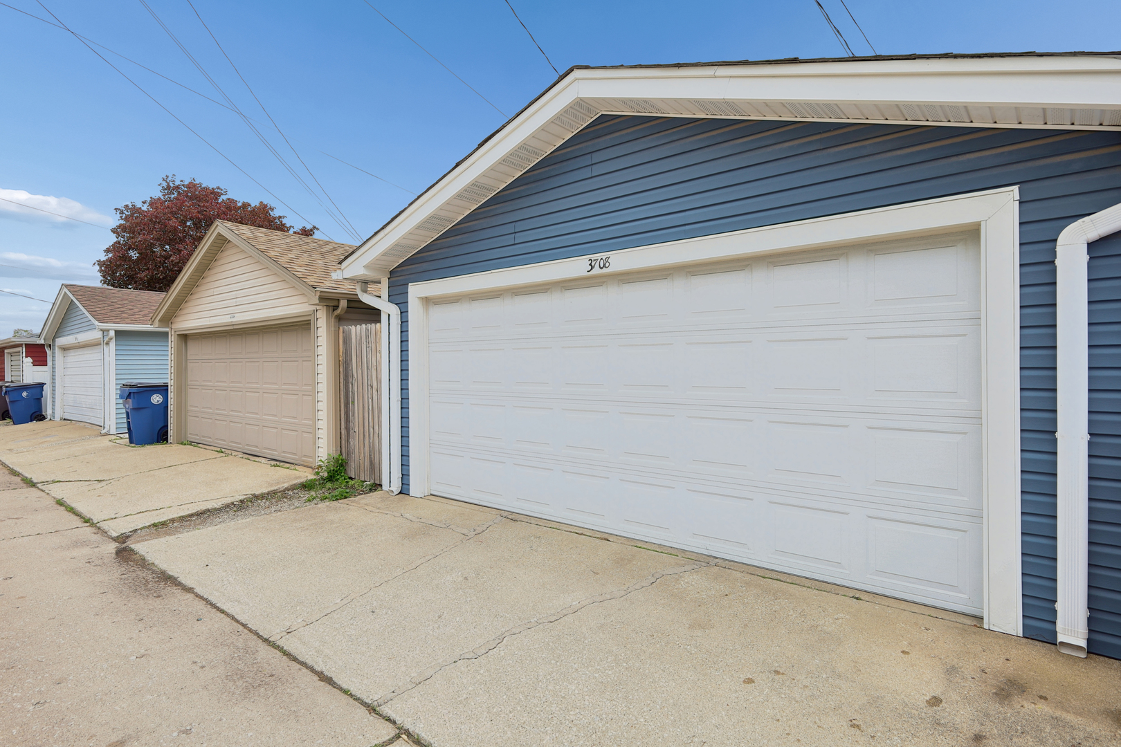 3708 S Central Avenue, Cicero, IL 60804