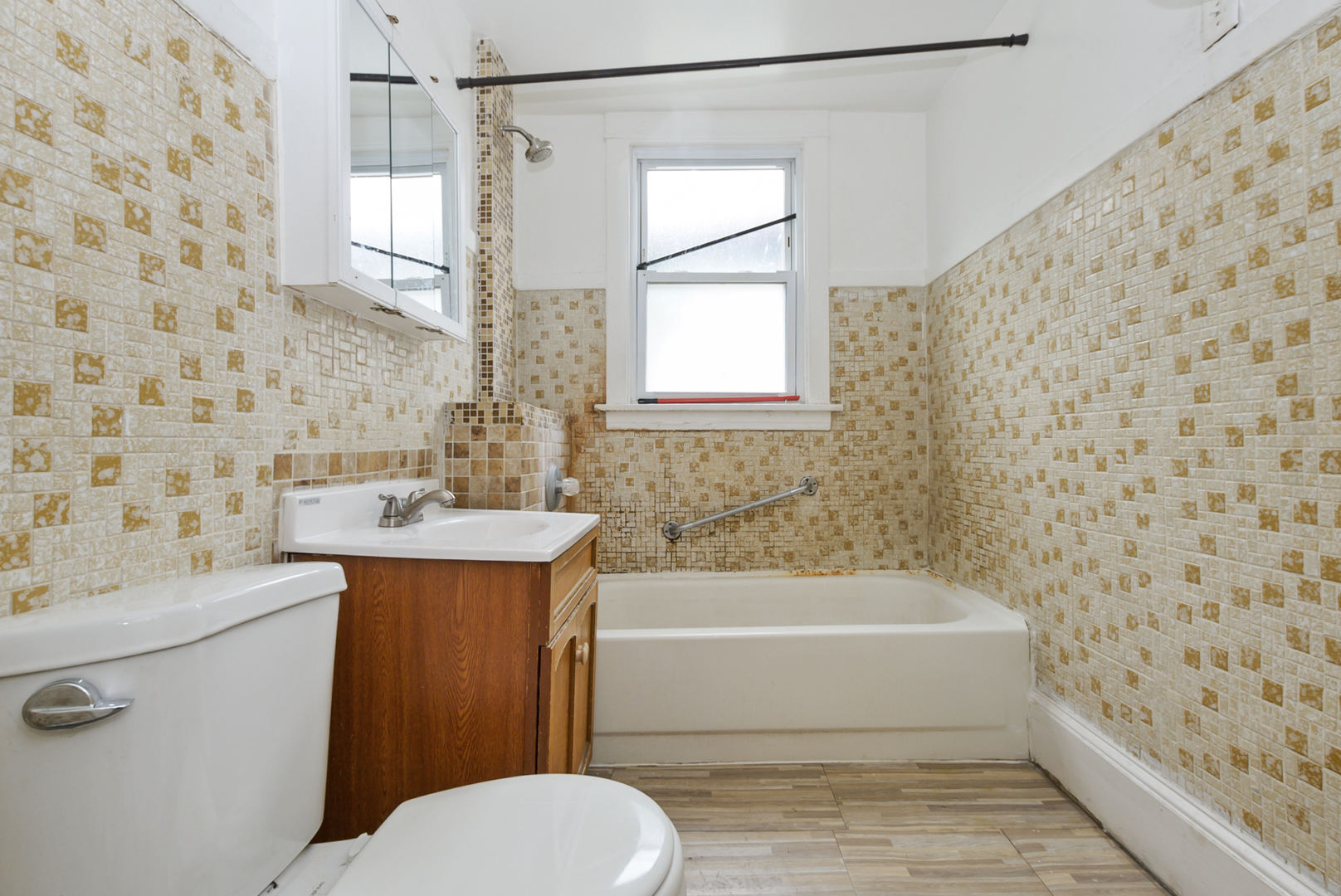 10320 S Indiana Avenue, Chicago, IL 60628