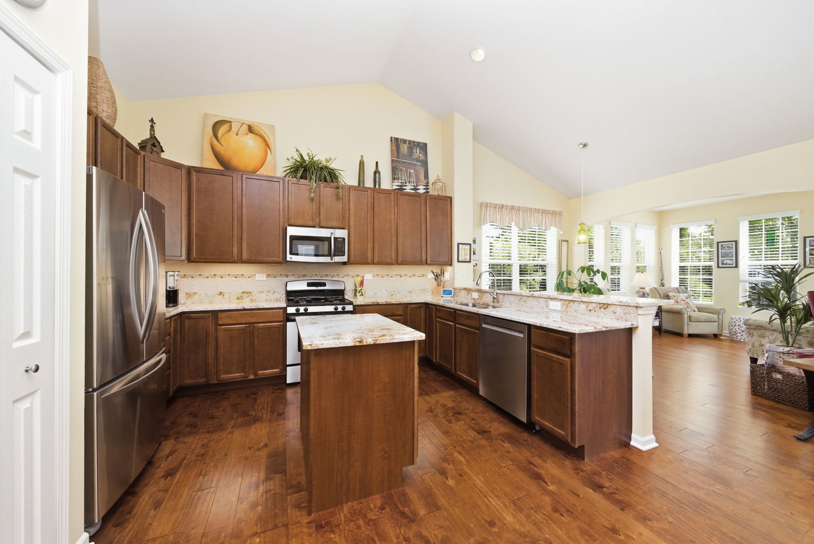 1242 Barkston Lane, Aurora, IL 60502