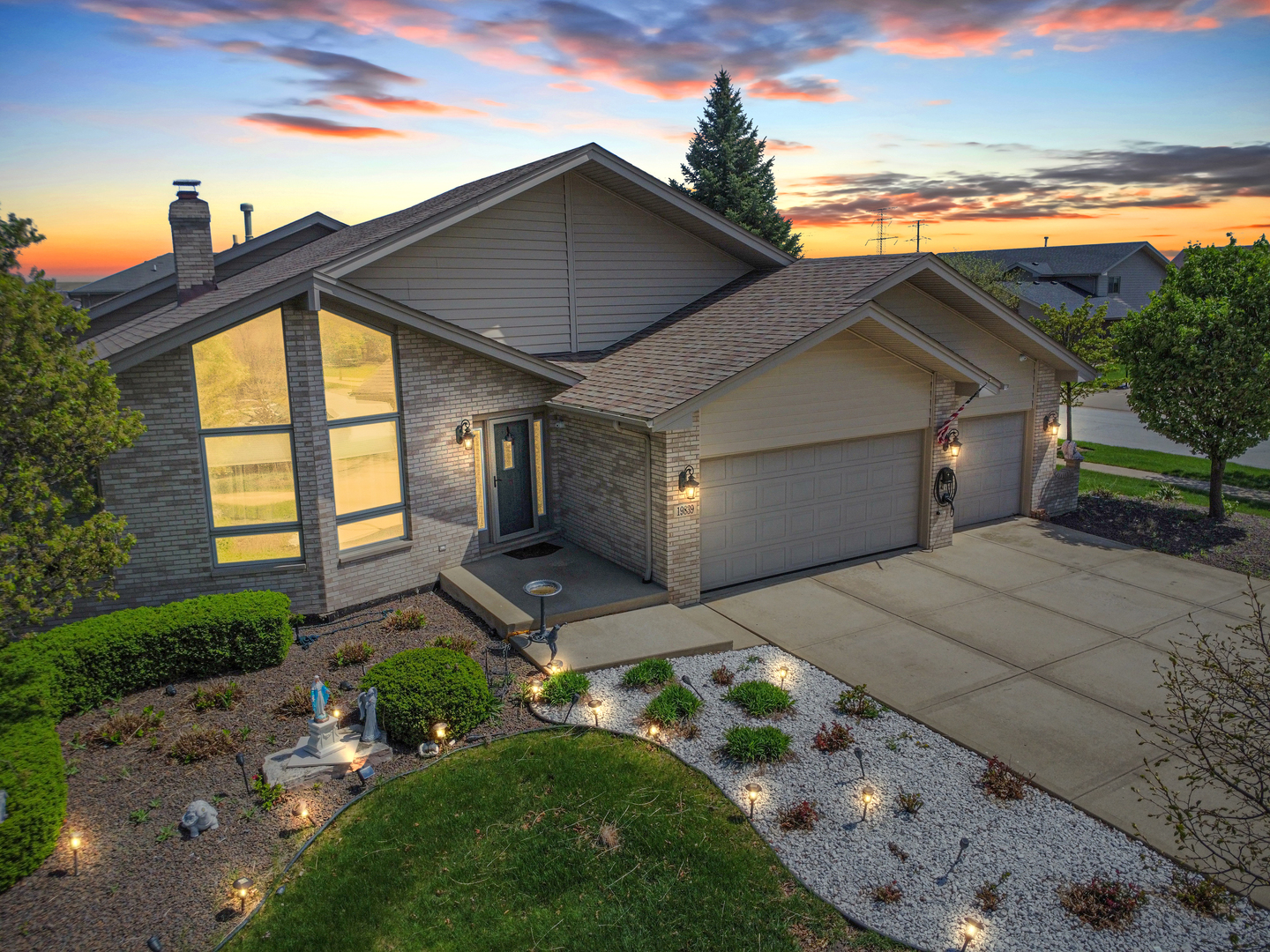 19839 Silverside Drive, Tinley Park, IL 60487