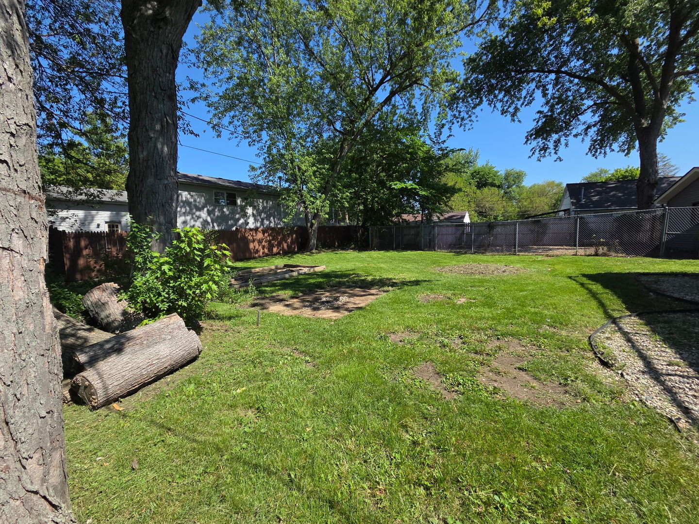 1517 Meadowbrook Drive, Round Lake Beach, IL 60073
