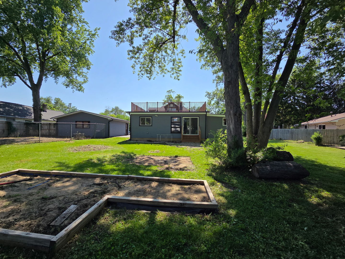 1517 Meadowbrook Drive, Round Lake Beach, IL 60073