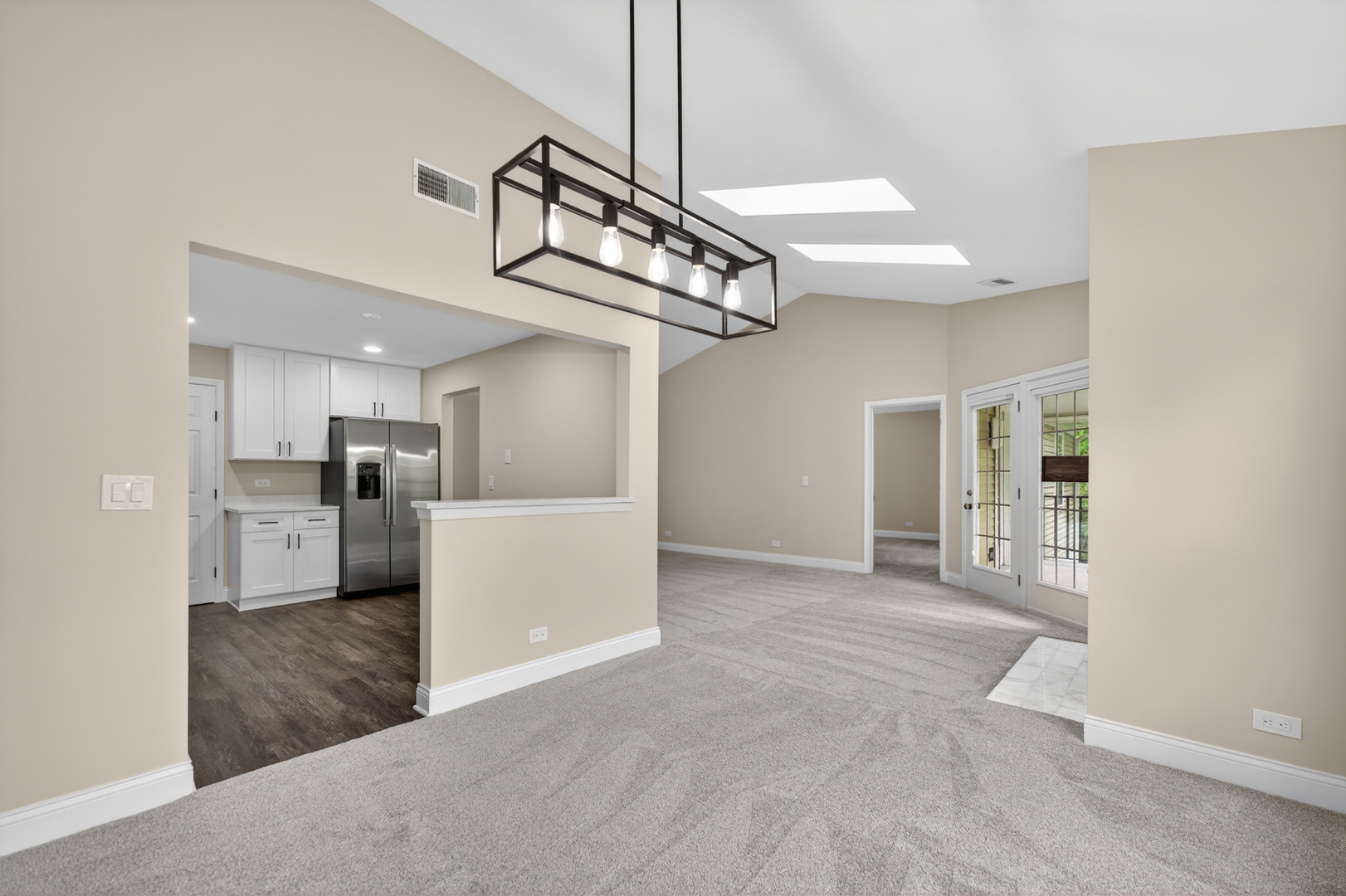 802 Butternut Lane #C, Mount Prospect, IL 60056