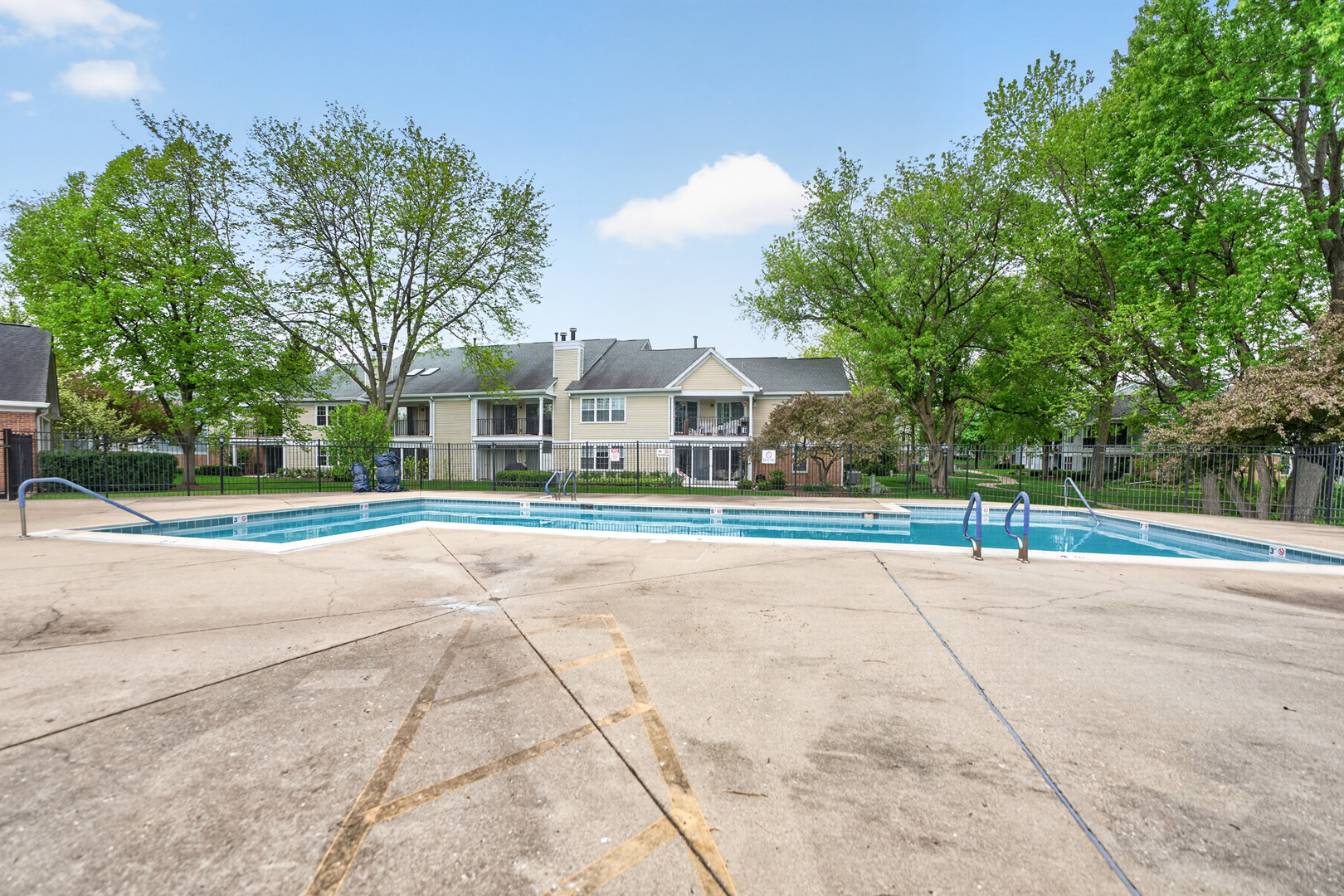 802 Butternut Lane #C, Mount Prospect, IL 60056
