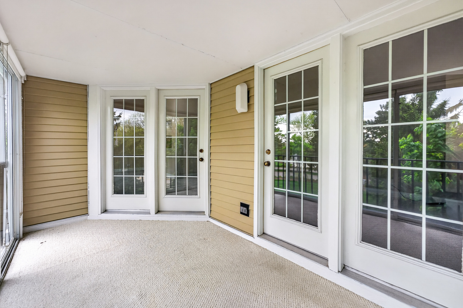 802 Butternut Lane #C, Mount Prospect, IL 60056
