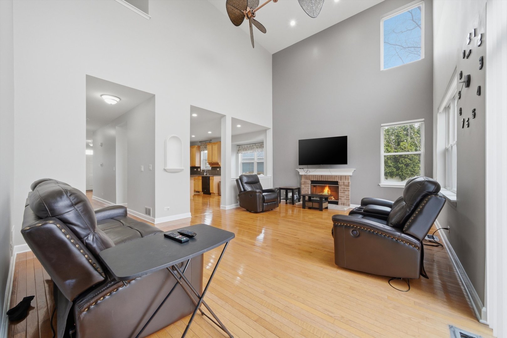 217 Sunbury Drive, St. Charles, IL 60175