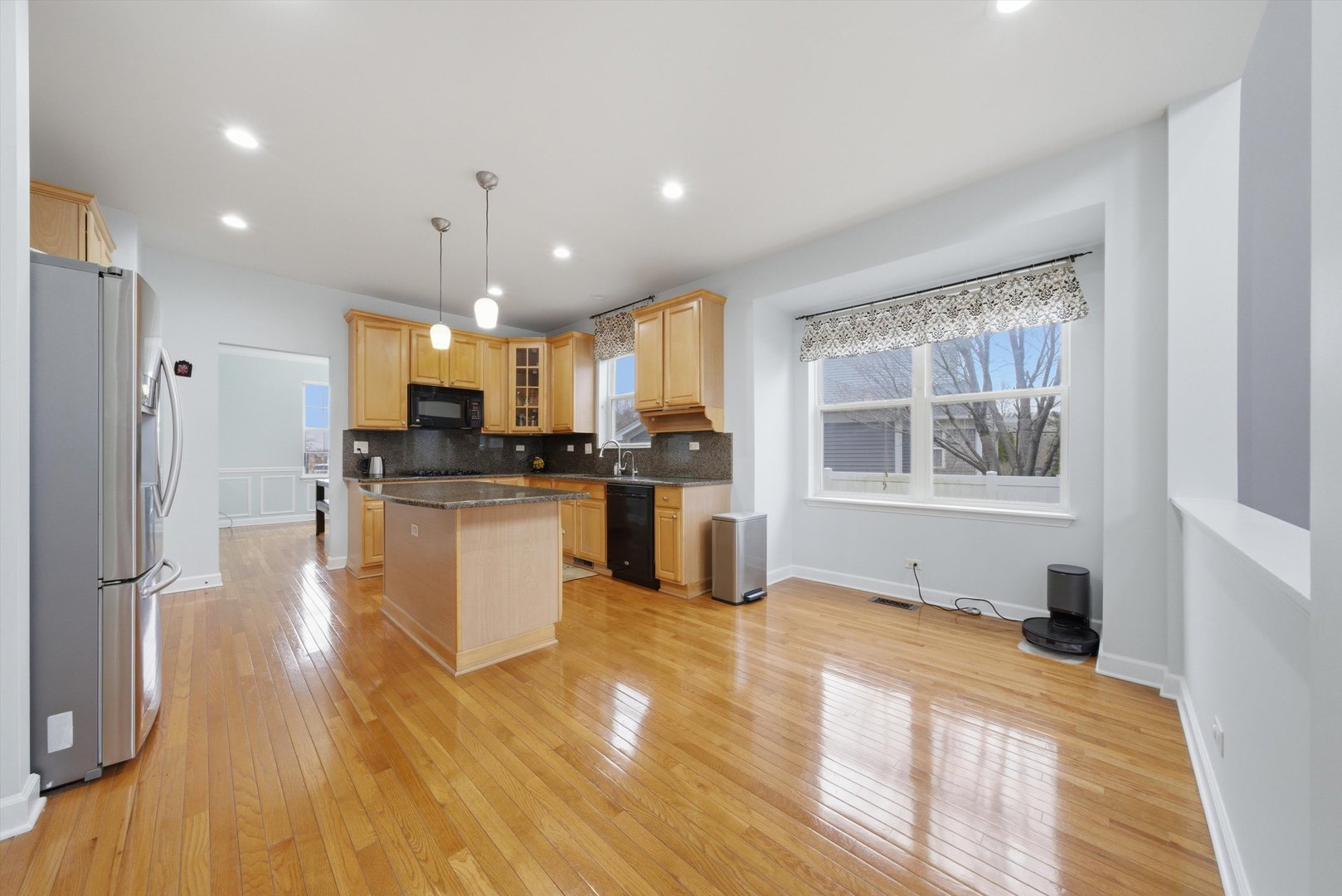 217 Sunbury Drive, St. Charles, IL 60175