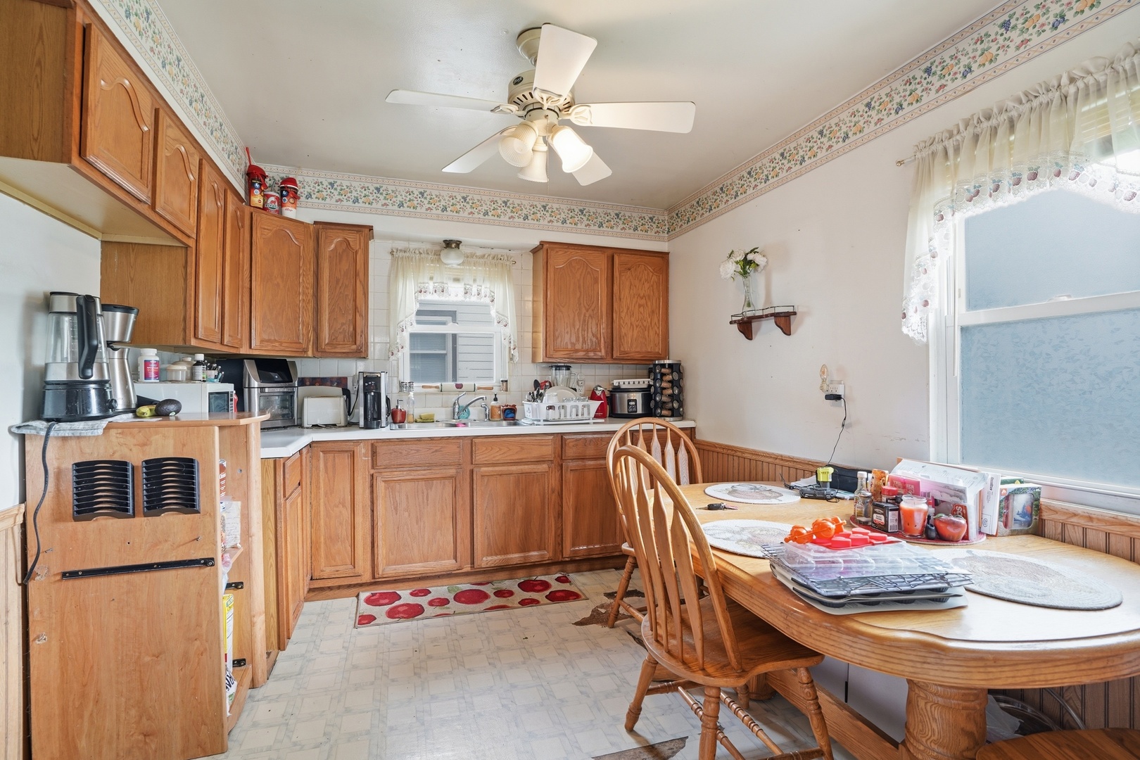 16784 Trapet Avenue, Hazel Crest, IL 60429
