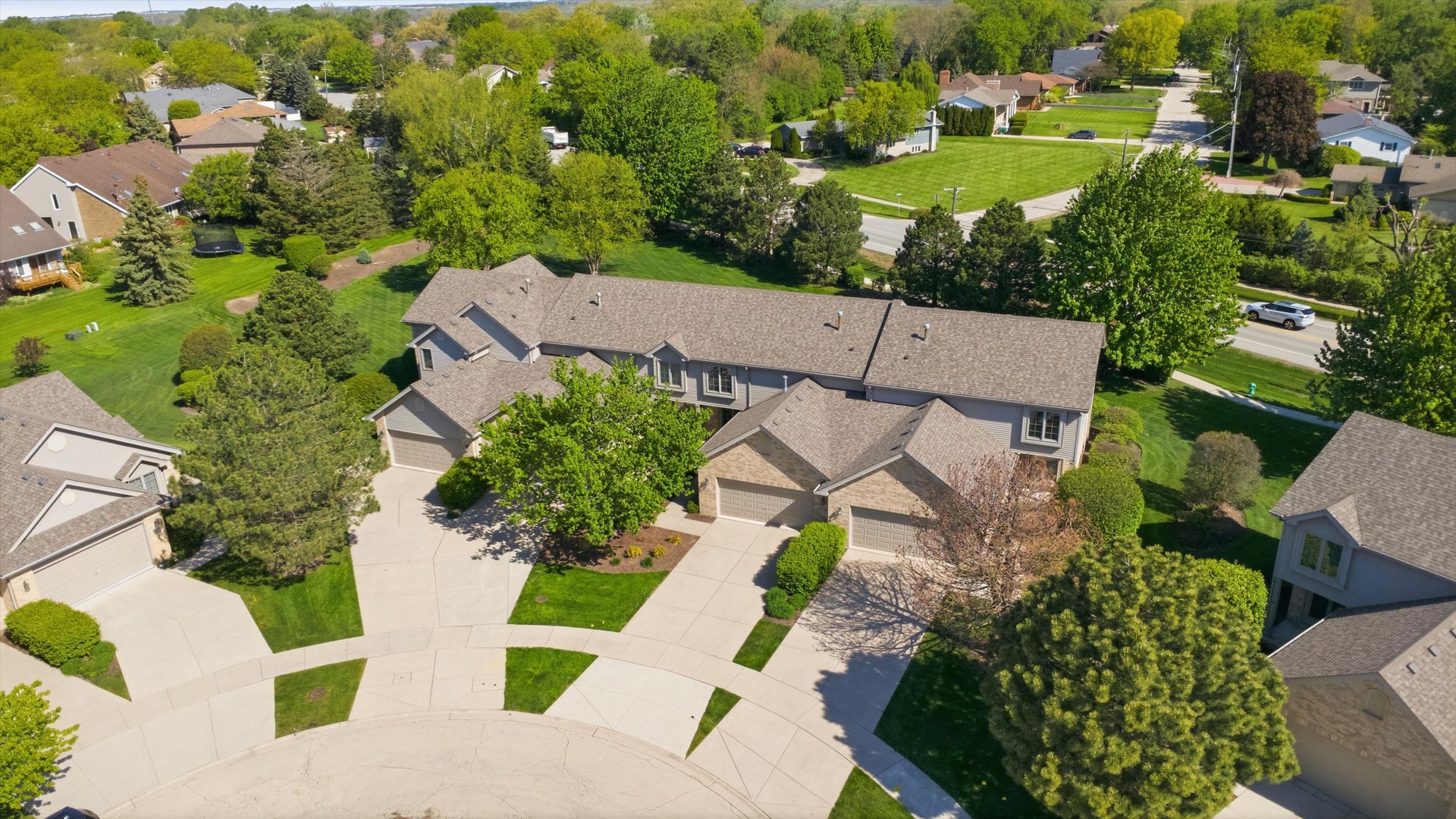 14571 Albany Avenue, Lemont, IL 60439
