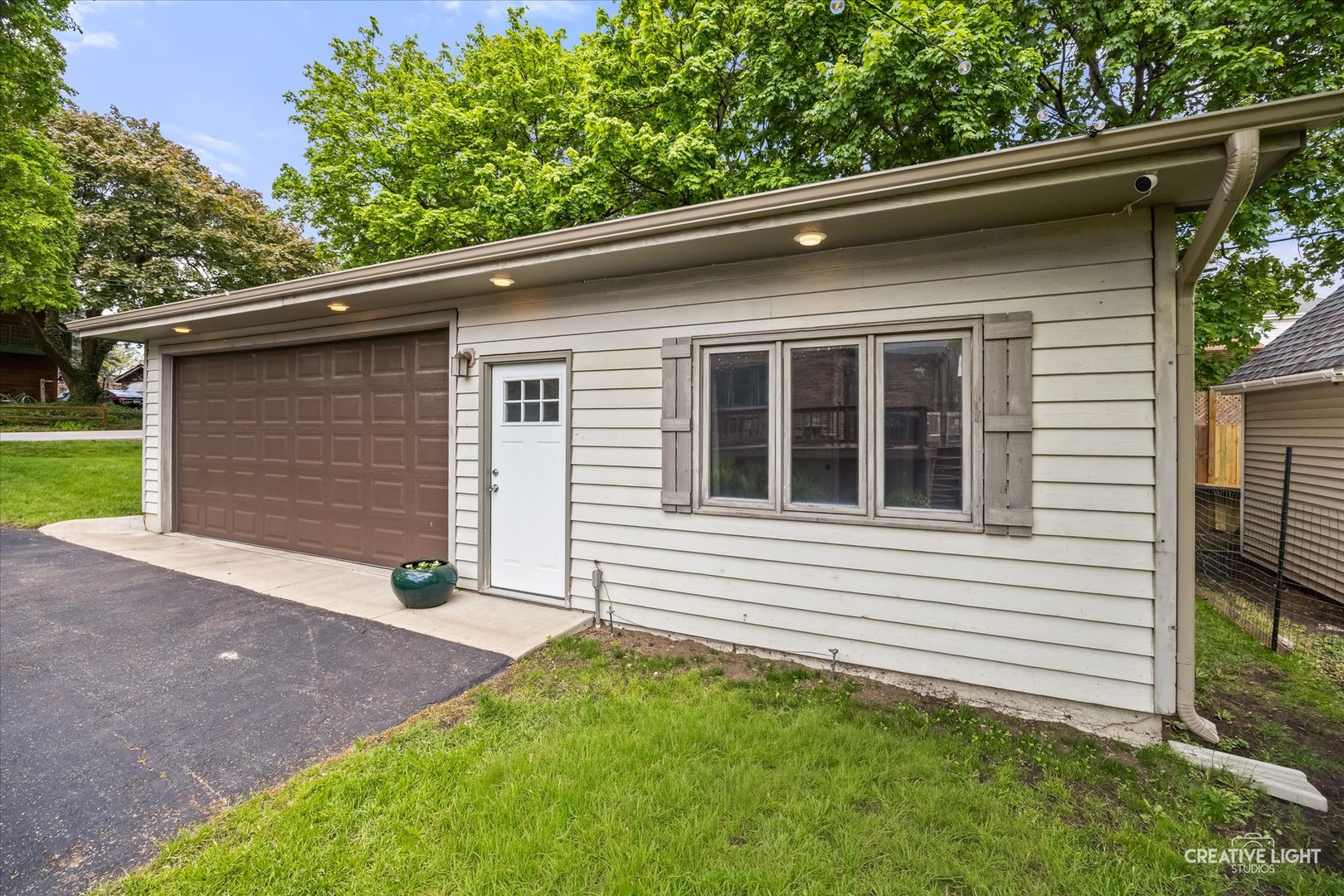 22w552 Cherry Lane, Glen Ellyn, IL 60137