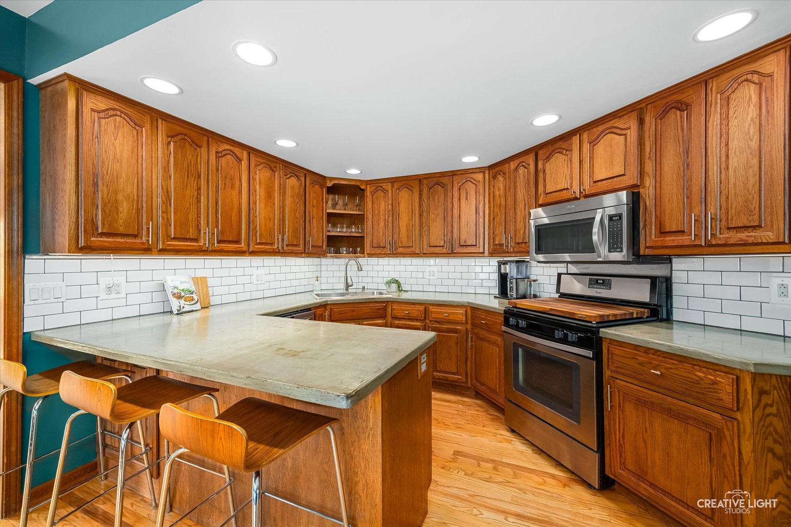22w552 Cherry Lane, Glen Ellyn, IL 60137