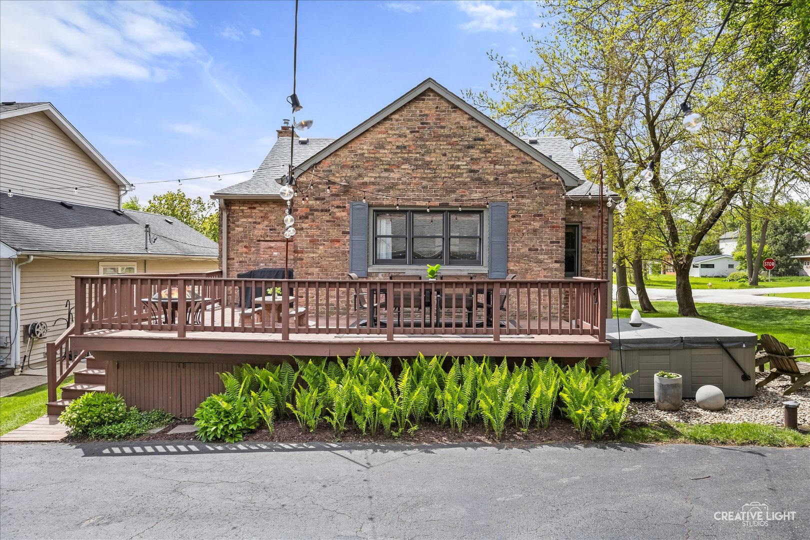 22w552 Cherry Lane, Glen Ellyn, IL 60137