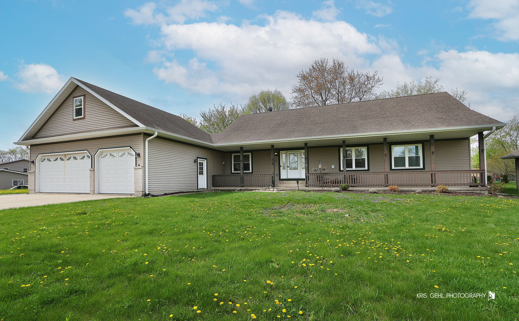 600 Meadow Lane, Winthrop Harbor, IL 60096