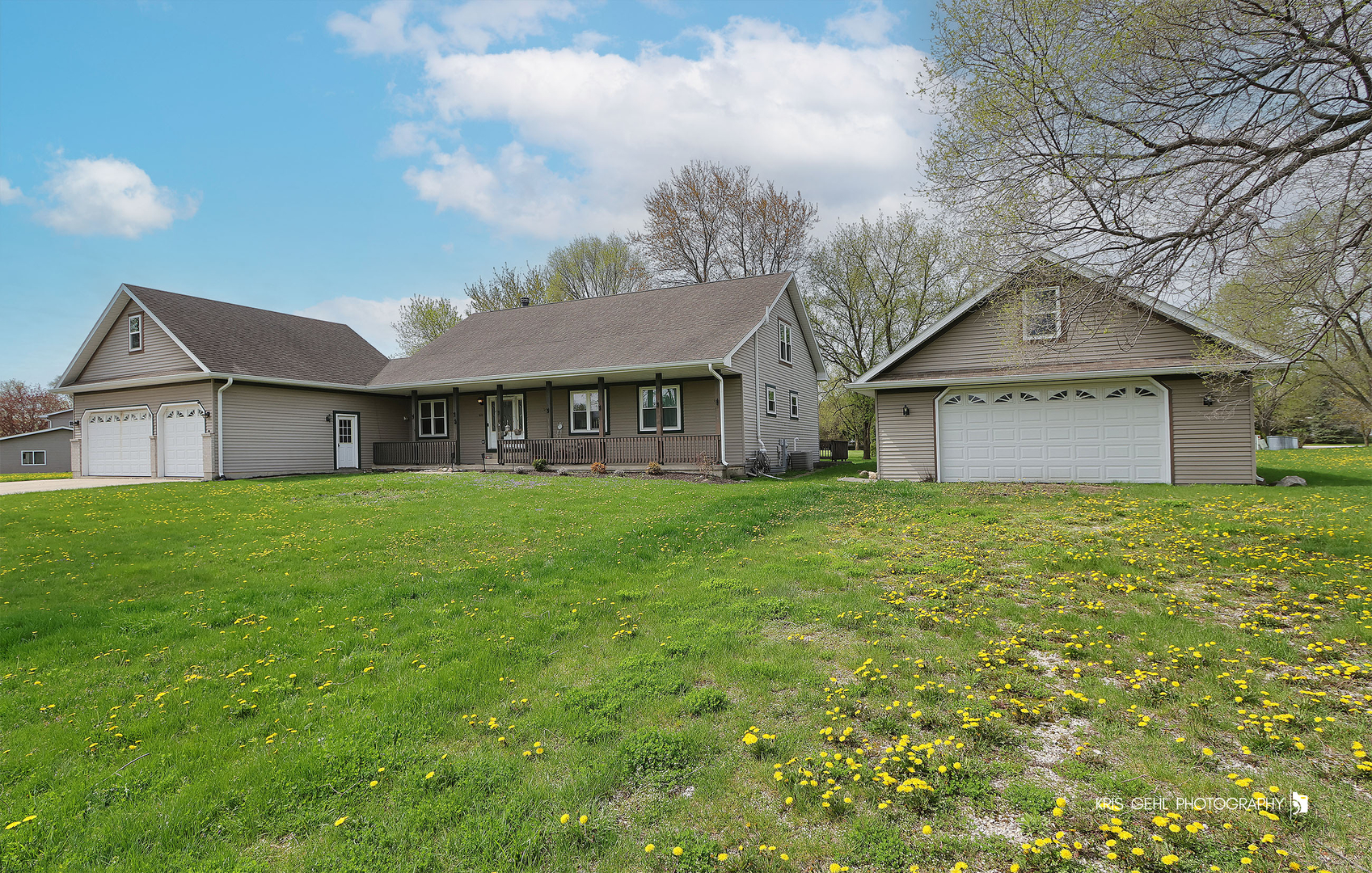 600 Meadow Lane, Winthrop Harbor, IL 60096