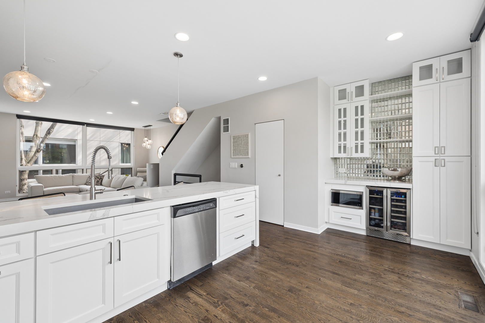 660 N Peoria Street #6S, Chicago, IL 60642