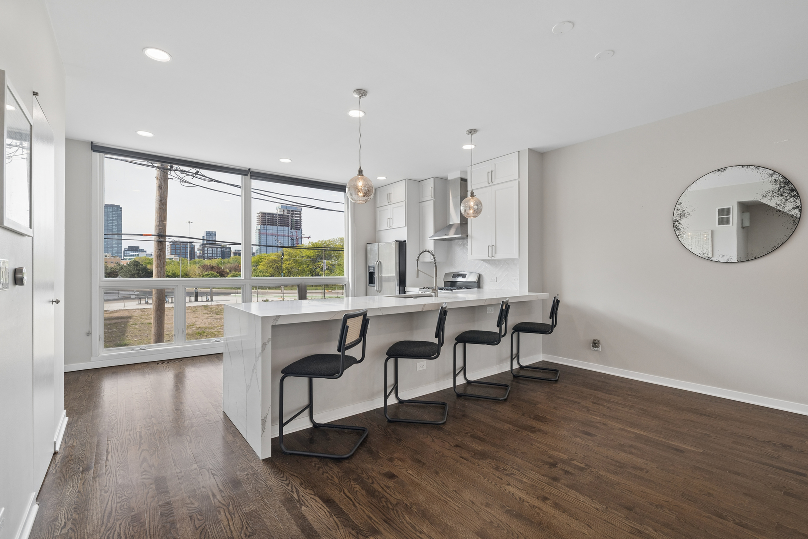 660 N Peoria Street #6S, Chicago, IL 60642