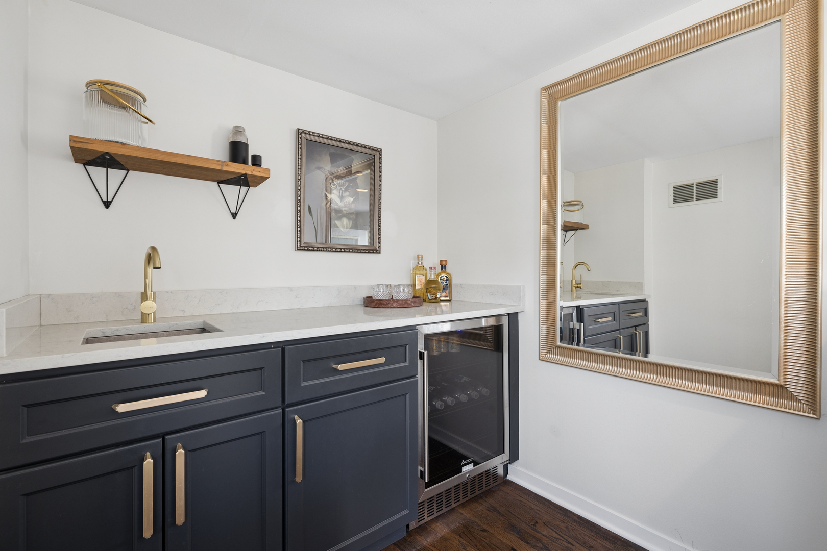 660 N Peoria Street #6S, Chicago, IL 60642