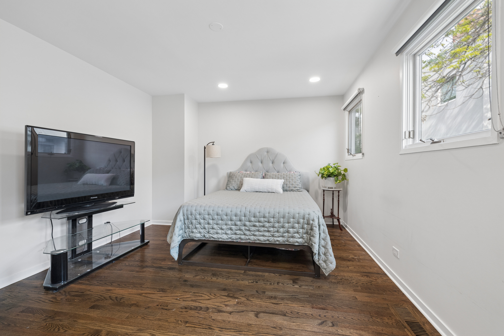 660 N Peoria Street #6S, Chicago, IL 60642