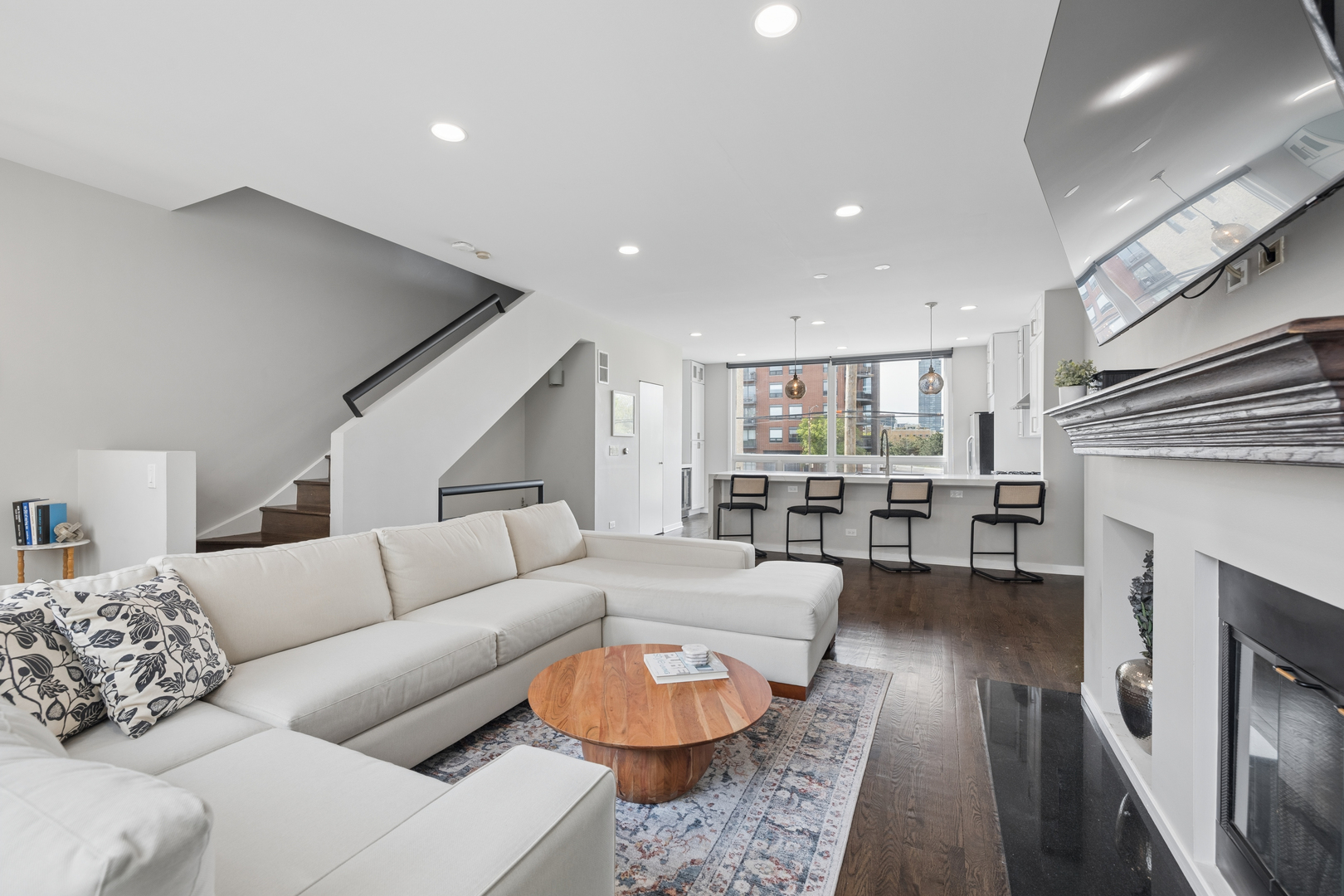 660 N Peoria Street #6S, Chicago, IL 60642