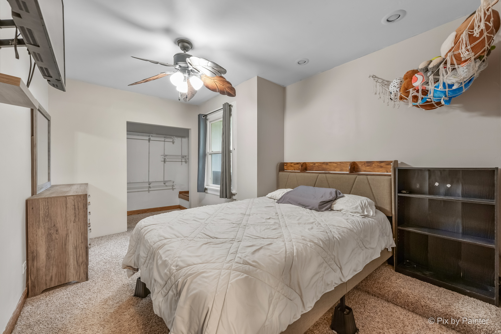 34820 N Holman Avenue, Ingleside, IL 60041