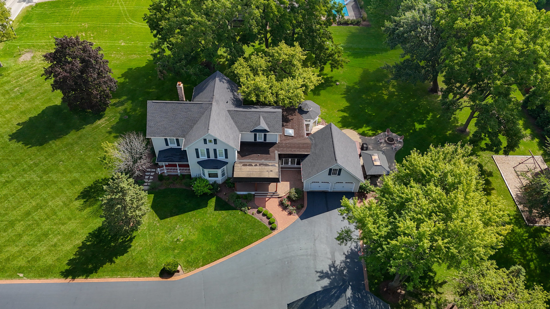 3614 Wolf Road, Oswego, IL 60543