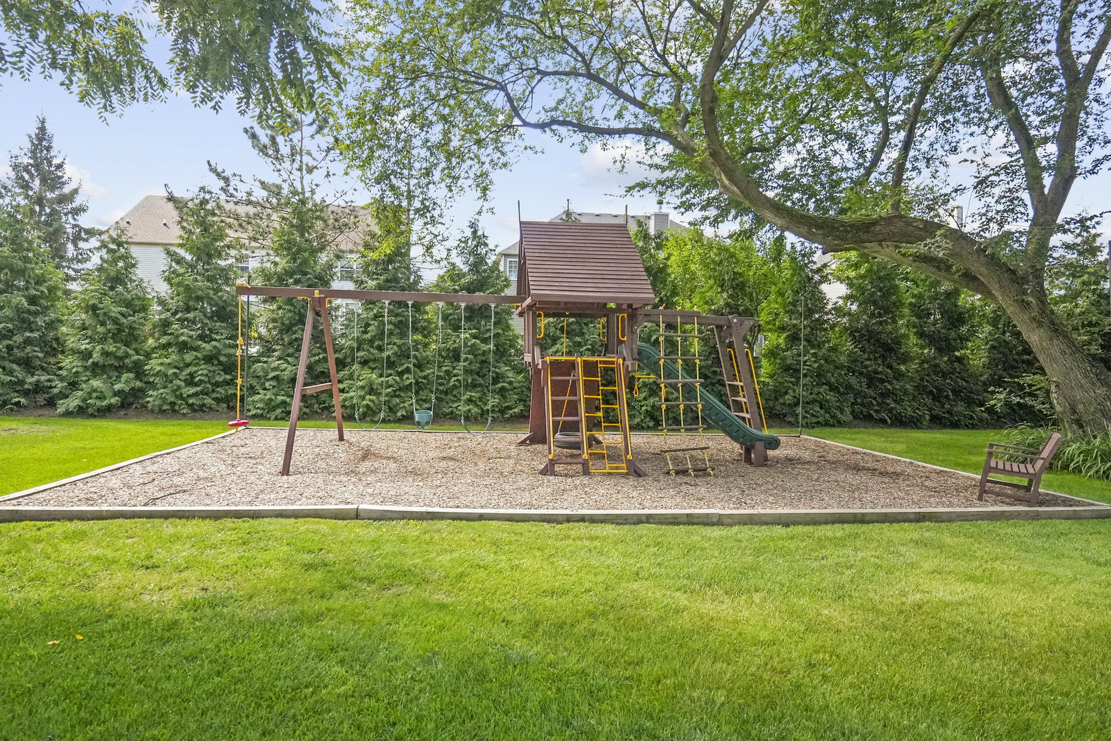 3614 Wolf Road, Oswego, IL 60543