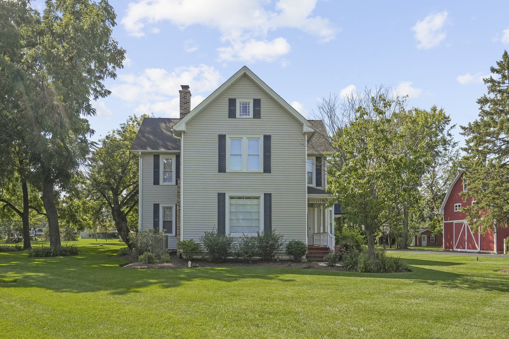 3614 Wolf Road, Oswego, IL 60543