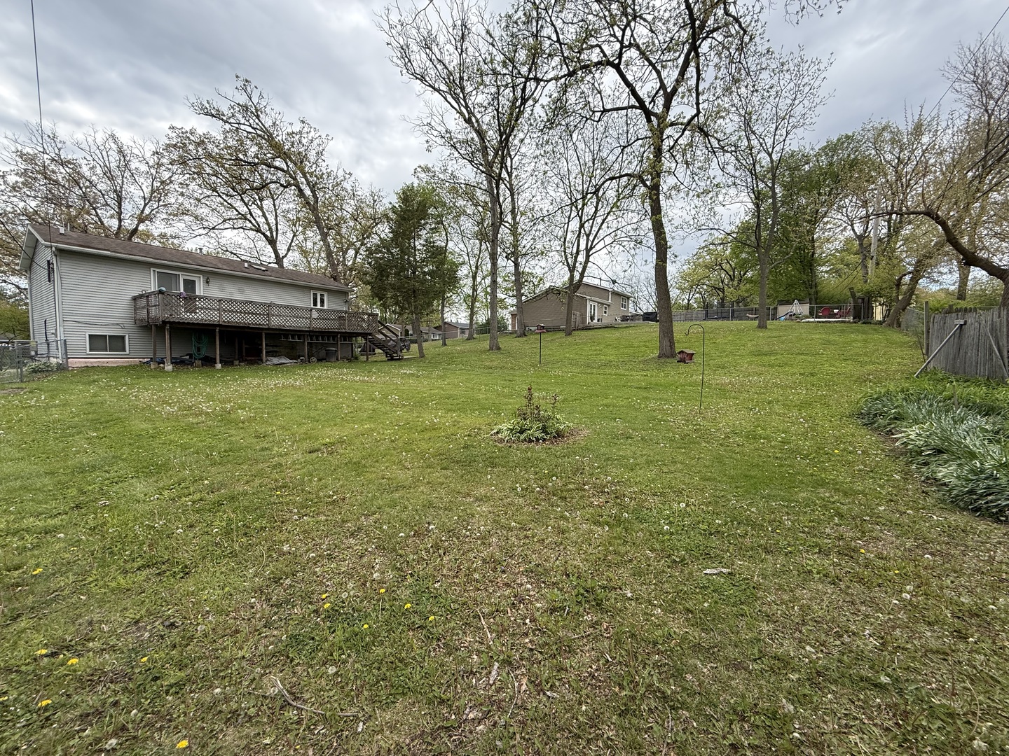 8910 Memory Trail, Wonder Lake, IL 60097