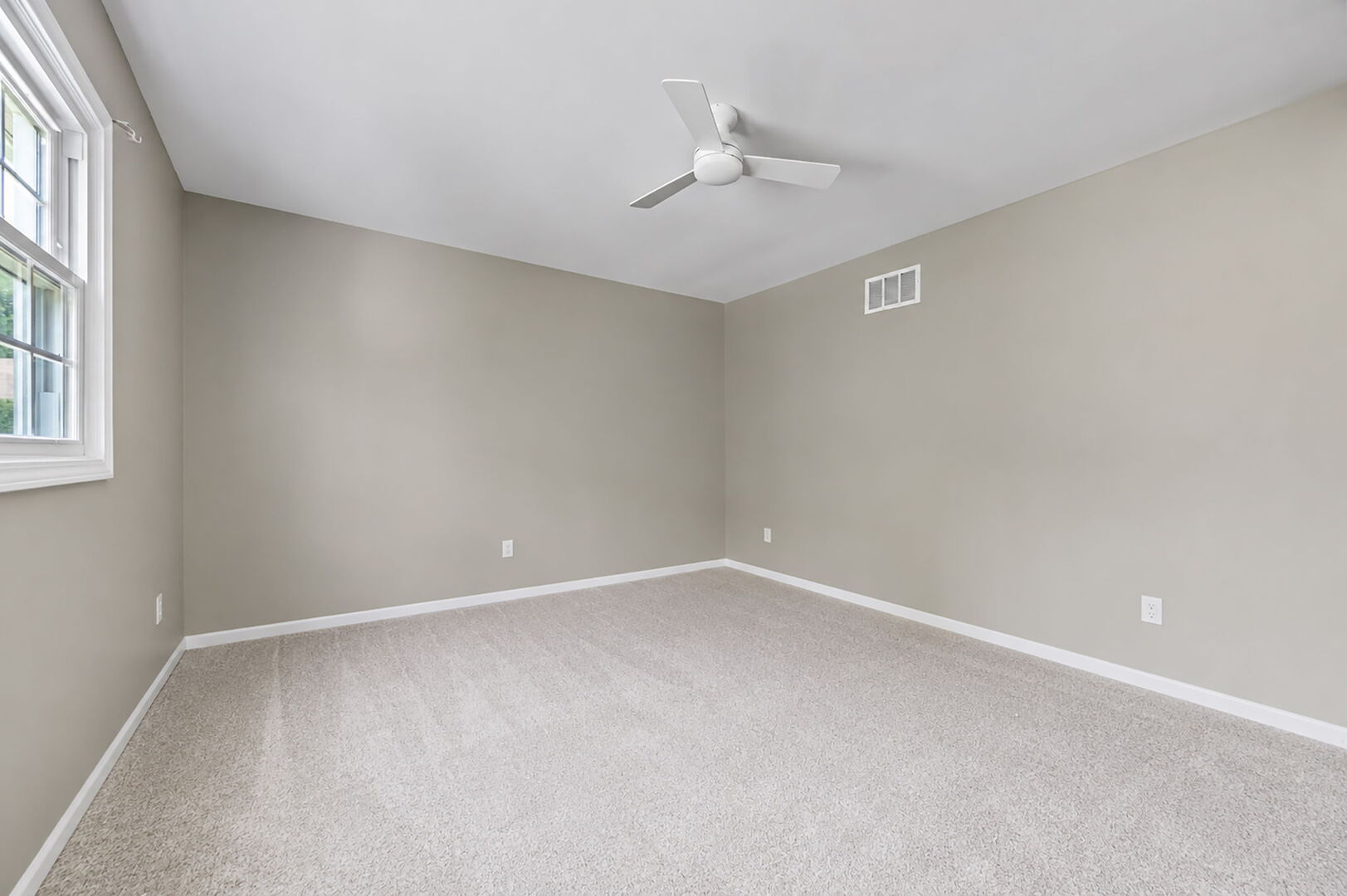 620 Virginia Court, Naperville, IL 60540